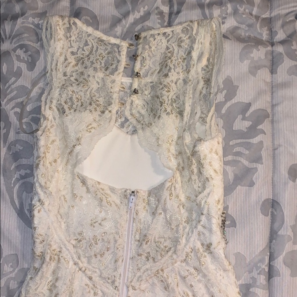 White/nude long dress - Picture 2 of 4
